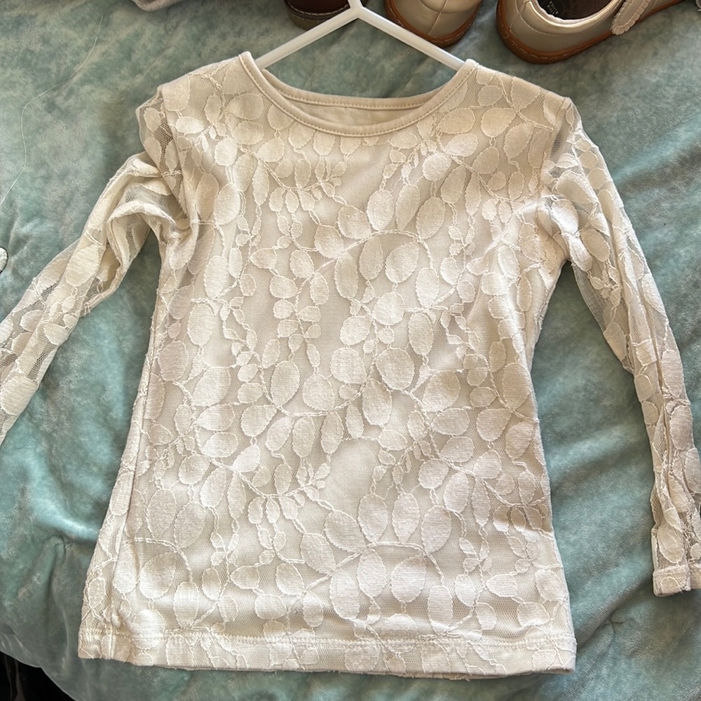 Persnickety popular top